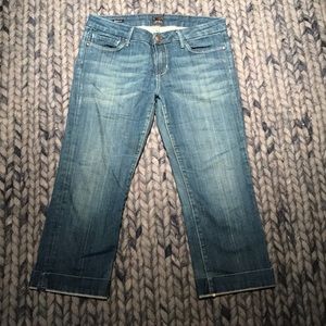 Madison vigoss brand, Capri